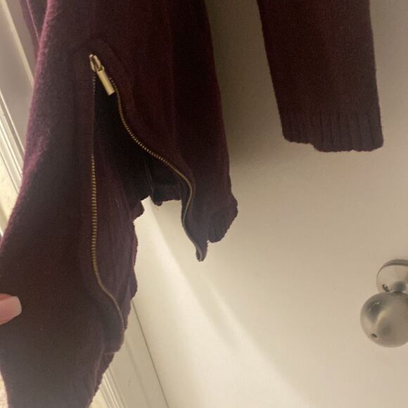 Purple tunic from New York & Company size medium - Picture 5 of 6